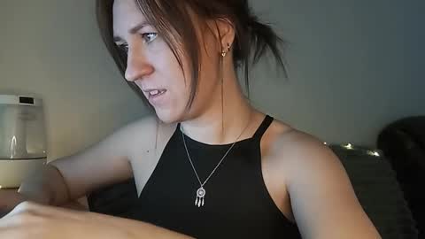Snapshot of royalnectar chatting on 05-19-26, 05:08 royalnectar online show from 05-19-26, 05:08