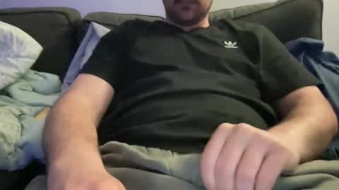 Snapshot of roythegil chatting on 03-13-26, 04:30 roythegil online show from 03-13-26, 04:30