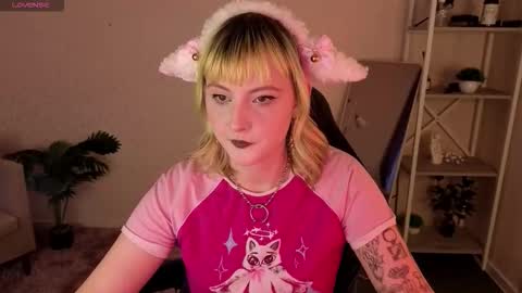 Roziett online show from 03-18-26, 09:23