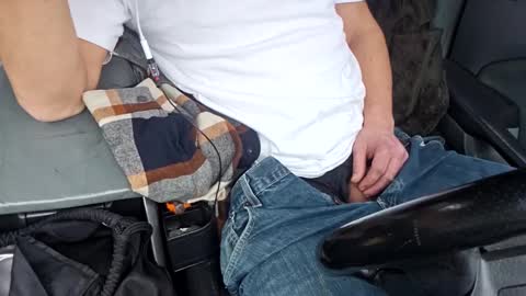 Hmmm... online show from 12-29-24, 05:33