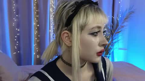 Snapshot of rraffaellka chatting on 04-19-26, 09:50 Rraffaellka online show from 04-19-26, 09:50