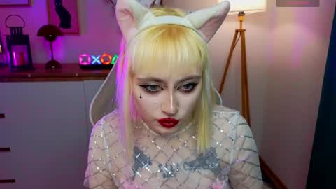 Snapshot of rraffaellka chatting on 04-28-26, 10:26 Rraffaellka online show from 04-28-26, 10:26