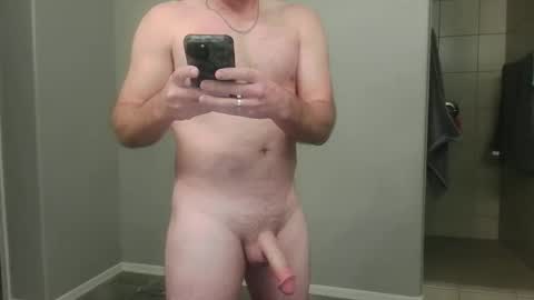 Snapshot of rshaw2891 chatting on 12-17-25, 03:01 rshaw2891 online show from 12-17-25, 03:01