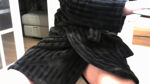 Snapshot of rsindie2 chatting on 11-30-25, 07:23 rsindie2 online show from 11-30-25, 07:23