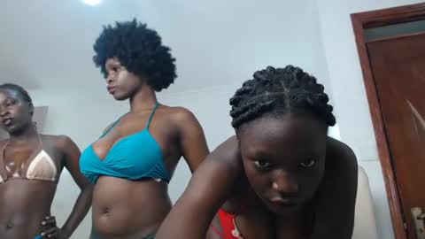 ruby_eva90 online show from 07-18-26, 04:16