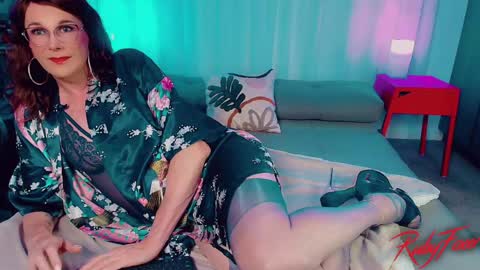 Snapshot of ruby_foxxx chatting on 05-23-26, 12:42 Ruby Foxxx online show from 05-23-26, 12:42