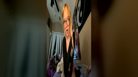 Snapshot of rubyxmonroe chatting on 06-14-26, 06:04 Ruby Monroe online show from 06-14-26, 06:04