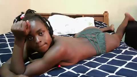 ruu_prettygal online show from 04-21-26, 07:03