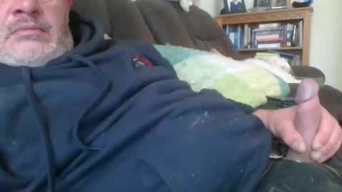 Snapshot of ryan5711 chatting on 10-13-25, 02:17 ryan5711 online show from 10-13-25, 02:17