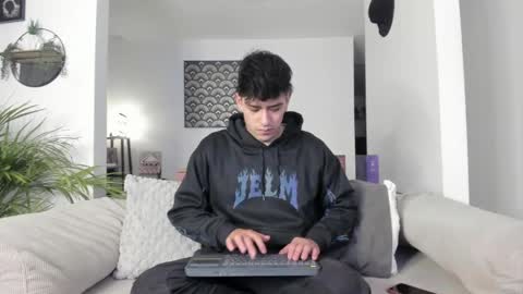 Ryan online show from 05-21-26, 02:40