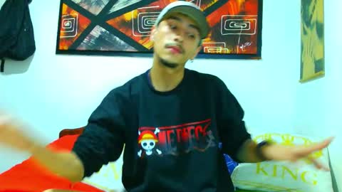 Snapshot of ryan_maxy chatting on 11-14-25, 03:05 ryan online show from 11-14-25, 03:05