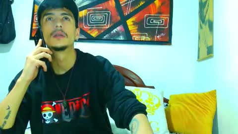 Snapshot of ryan_maxy chatting on 11-19-25, 10:32 ryan online show from 11-19-25, 10:32