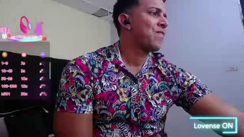 Snapshot of ryan_nesson chatting on 06-29-26, 07:14 Ryan online show from 06-29-26, 07:14