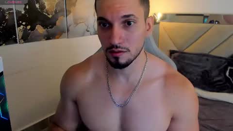 Snapshot of ryan_ward79 chatting on 06-25-26, 08:24 Ryan online show from 06-25-26, 08:24