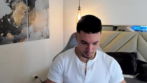 Snapshot of ryan_ward79 chatting on 07-11-26, 11:24 Ryan online show from 07-11-26, 11:24