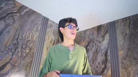 ryann_wolf online show from 06-27-26, 07:41
