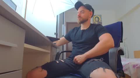 Ryanstone  online show from 05-21-26, 03:57