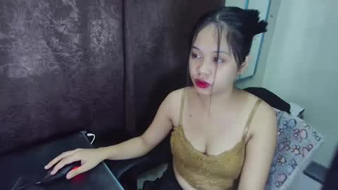 Beau Angel online show from 12-17-24, 09:38