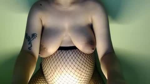 SINGLE WIDOWED MOM online show from 06-18-26, 05:30