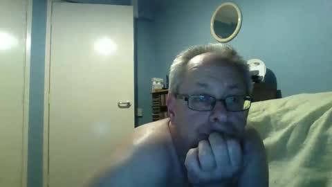 Snapshot of s536sny18 chatting on 12-13-25, 08:25 s536sny18 online show from 12-13-25, 08:25