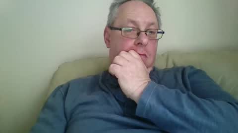 Snapshot of s536sny18 chatting on 02-07-26, 02:54 s536sny18 online show from 02-07-26, 02:54