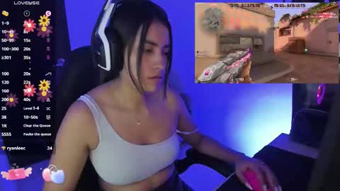 Angie  online show from 11-20-25, 06:07