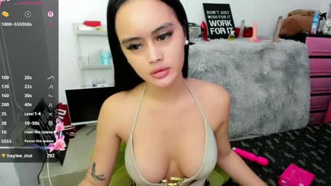 Sabrina online show from 04-07-26, 06:25