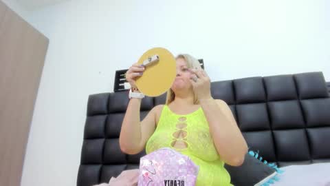 sabrina online show from 11-14-25, 11:09