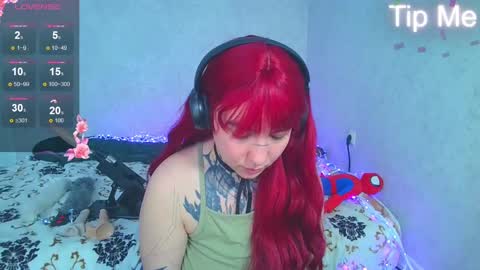 Snapshot of sabrina_raiders_666 chatting on 02-05-25, 09:15 Lilith Solar online show from 02-05-25, 09:15