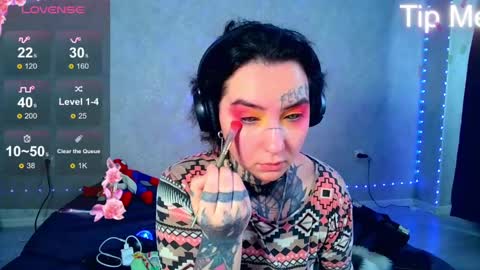 Snapshot of sabrina_raiders_666 chatting on 02-20-25, 09:00 Lilith Solar online show from 02-20-25, 09:00