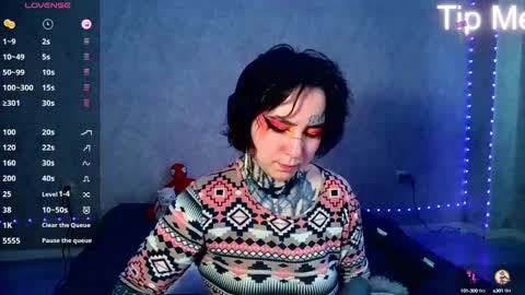 Snapshot of sabrina_raiders_666 chatting on 02-25-25, 12:45 Lilith Solar online show from 02-25-25, 12:45