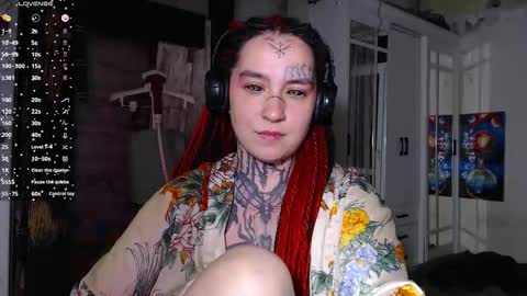 Snapshot of sabrina_raiders_666 chatting on 11-05-25, 07:03 Lilith Solar online show from 11-05-25, 07:03