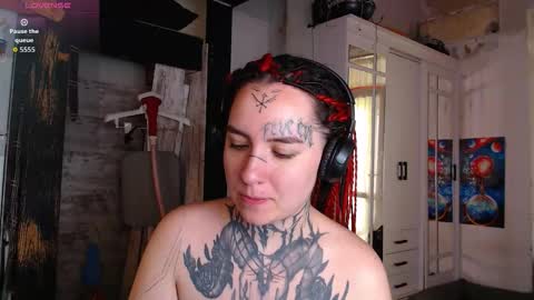 Snapshot of sabrina_raiders_666 chatting on 11-09-25, 10:35 Lilith Solar online show from 11-09-25, 10:35