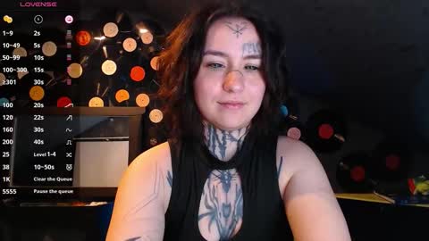 Snapshot of sabrina_raiders_666 chatting on 12-05-25, 03:09 Lilith Solar online show from 12-05-25, 03:09