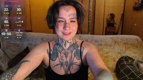 Snapshot of sabrina_raiders_666 chatting on 03-13-26, 01:29 Lilith Solar online show from 03-13-26, 01:29