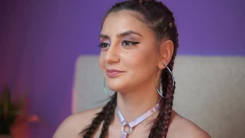  Sabrina  online show from 03-27-26, 09:25