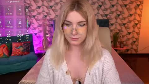 Sabrina online show from 05-16-26, 11:20