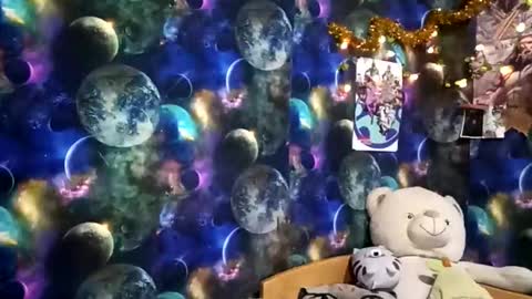 Adele online show from 03-26-26, 08:20