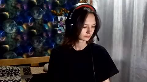 Adele online show from 04-20-26, 08:17