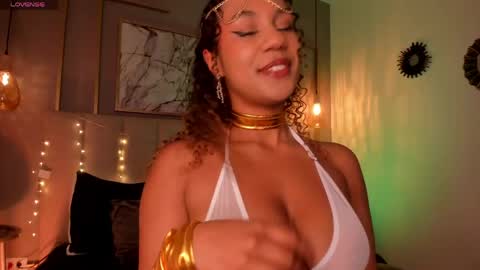 Sophie online show from 04-14-26, 05:24