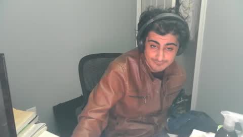 Snapshot of sadv23a chatting on 02-19-25, 05:27 sadv23a online show from 02-19-25, 05:27