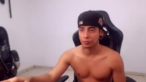 saenz_hotx online show from 08-07-26, 02:24