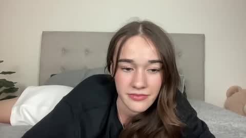 urs xxx content in my bio online show from 04-20-26, 07:44