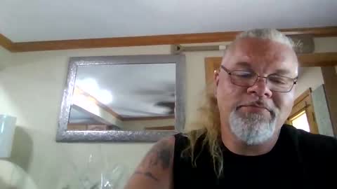 Snapshot of saintbeenadick chatting on 05-07-26, 06:24 saintbeenadick online show from 05-07-26, 06:24