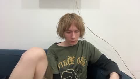 Snapshot of saintfawn chatting on 07-12-26, 03:14 saintfawn online show from 07-12-26, 03:14