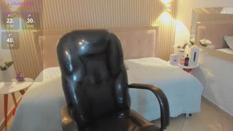 Snapshot of salmaacute chatting on 02-19-25, 12:14 Salma online show from 02-19-25, 12:14