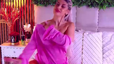 SalmaRoze online show from 06-14-26, 06:04