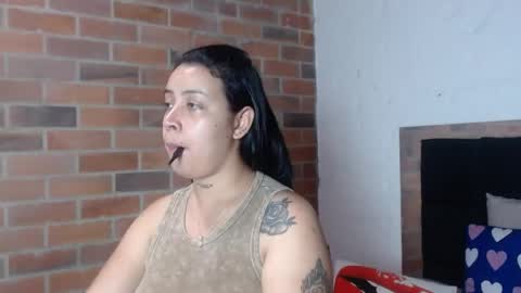   online show from 04-10-26, 08:02