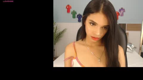 Snapshot of salome_veles chatting on 07-01-26, 06:07 salome_veles online show from 07-01-26, 06:07