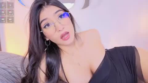Snapshot of salomee_mon chatting on 07-08-26, 07:18 Salo online show from 07-08-26, 07:18